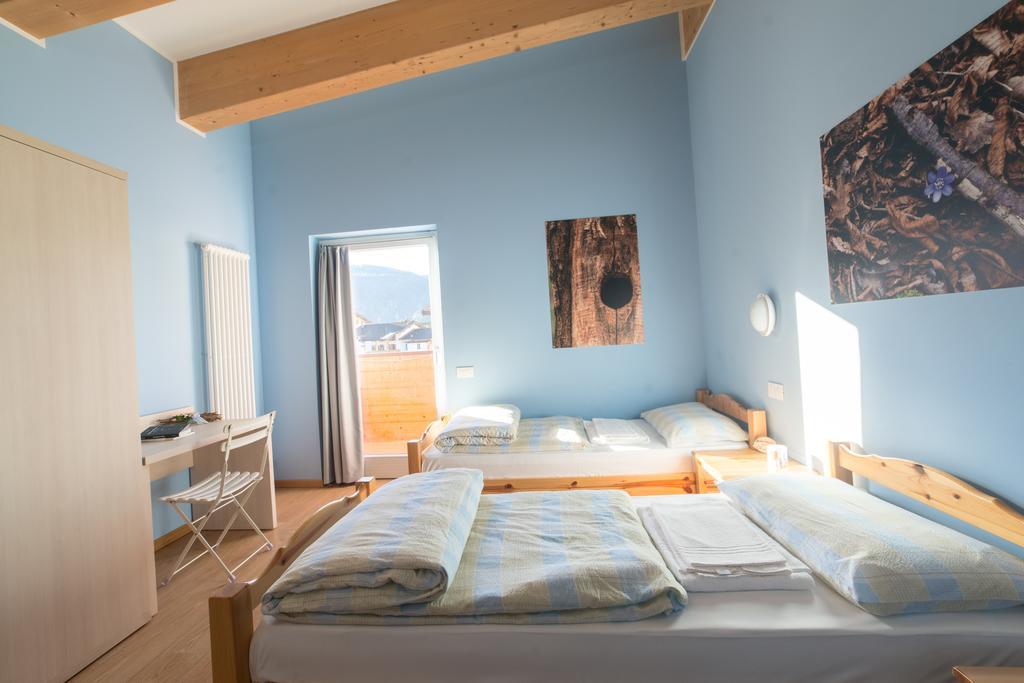 Hostel L'Ost - Ostello Di Grumes Ngoại thất bức ảnh