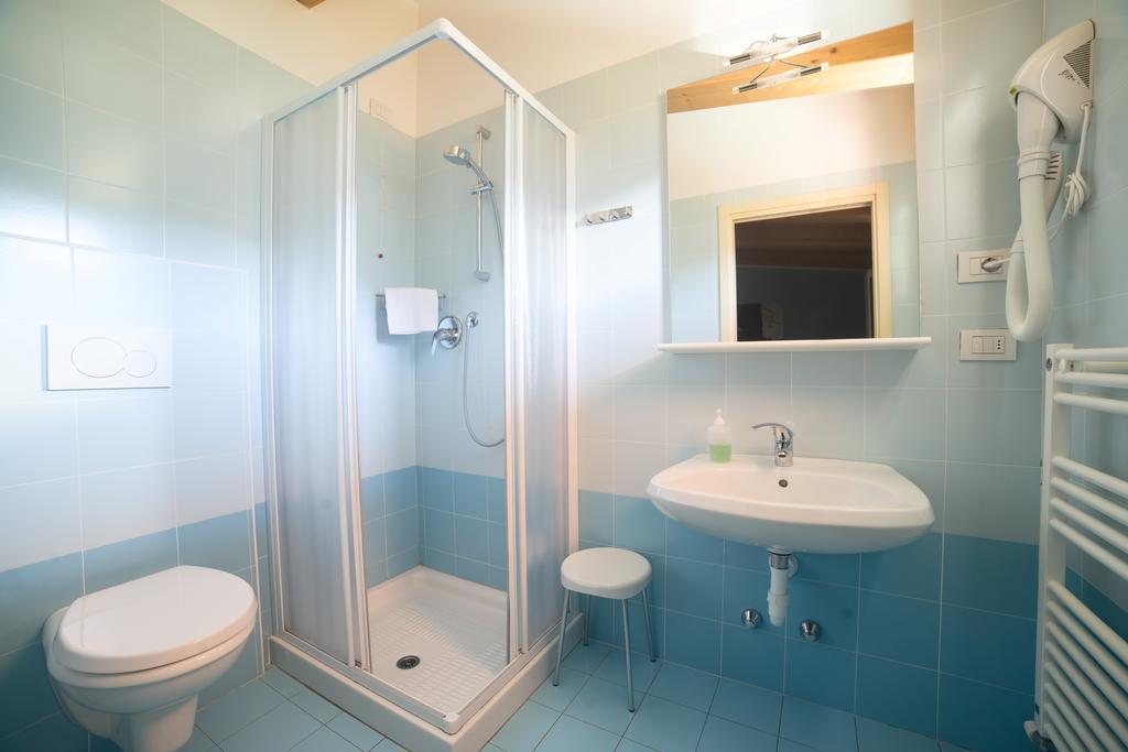 Hostel L'Ost - Ostello Di Grumes Ngoại thất bức ảnh