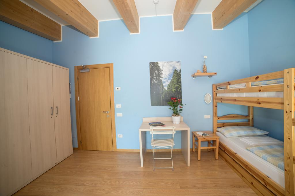 Hostel L'Ost - Ostello Di Grumes Ngoại thất bức ảnh