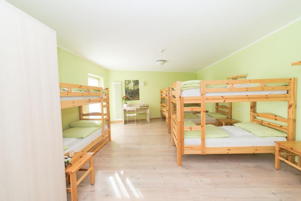 Hostel L'Ost - Ostello Di Grumes Ngoại thất bức ảnh