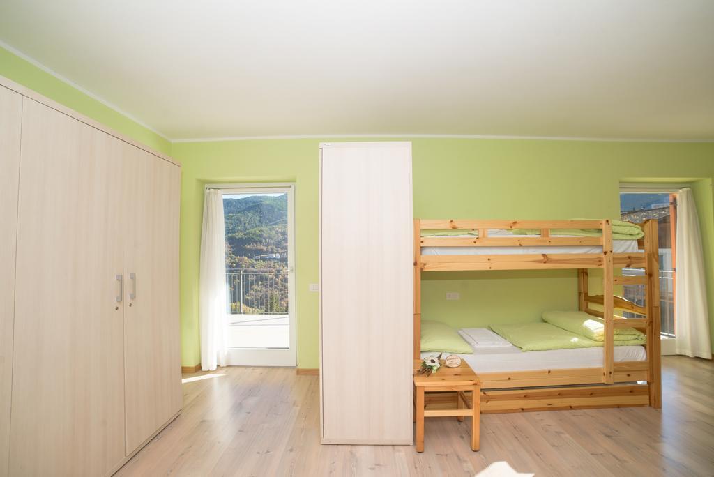 Hostel L'Ost - Ostello Di Grumes Ngoại thất bức ảnh